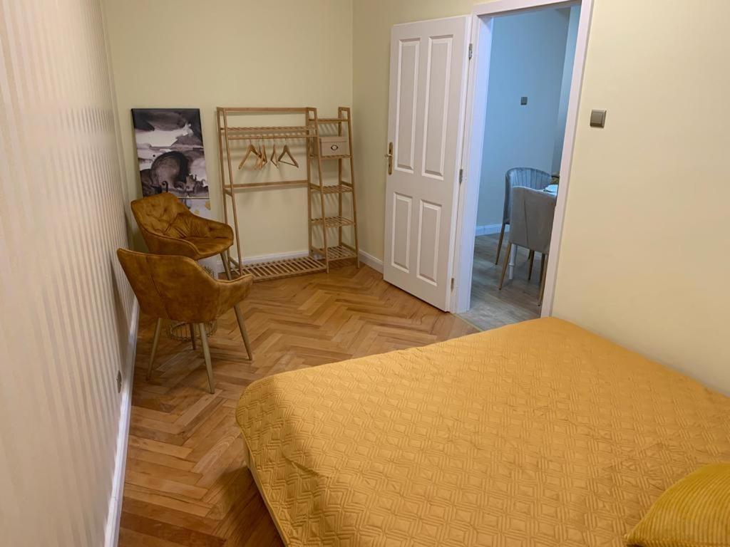 Apartmán New Oldtown Near St Martin Cathedral, Ac, Balcony *